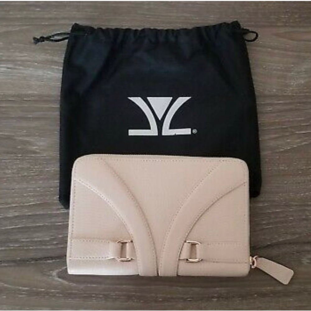 New LeVian Gladiator wallet